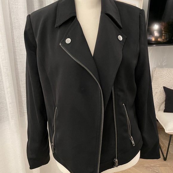 Mural Diagonal Zip Cropped Jacket - Picture 6 of 6